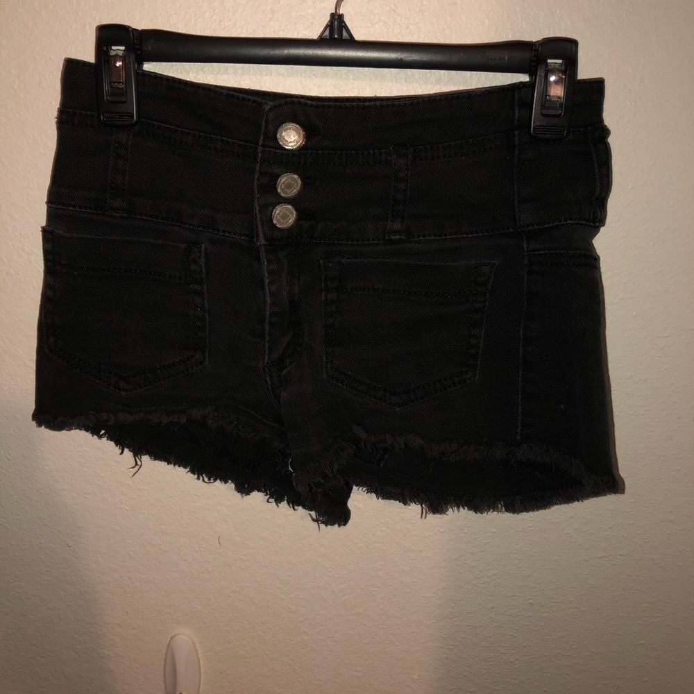 Black 3-button Jean shorts